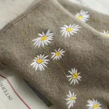 小雛菊刺繍入りウール五本指手袋【秋冬用・裏起毛・タッチスクリーン対応・保温】