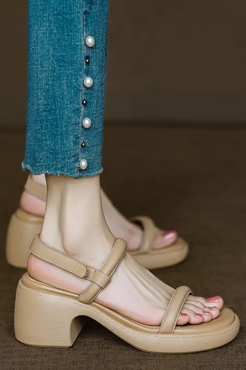 厚底オープントゥサンダル【真皮・粗めヒール・夏用・カジュアル】