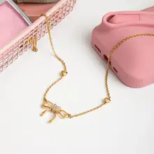 フランス風レトロデザインの愛らしい蝶モチーフネックレス【ロマンチック・１８金】