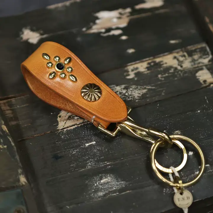 手作りの厚手本革フック付きグローブ用キーリング【真鍮金具・インポートストーン】