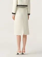 銀糸入りのフレアスカート【春秋用・コントラストカラー・女性用・スリムフィット】（セットアップ対応）