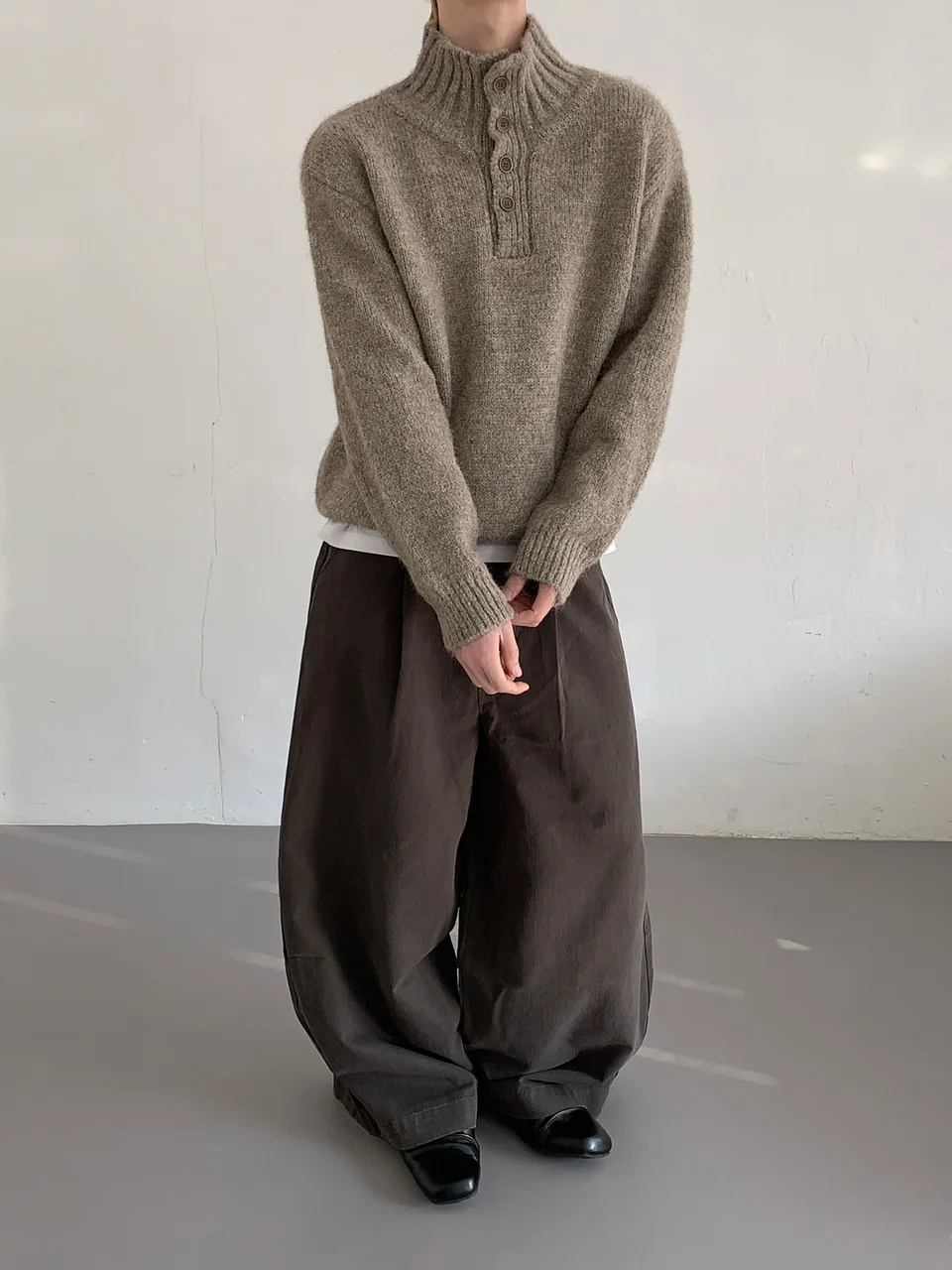 トリコロールニット：加厚格子デザインの春秋対応スタイル