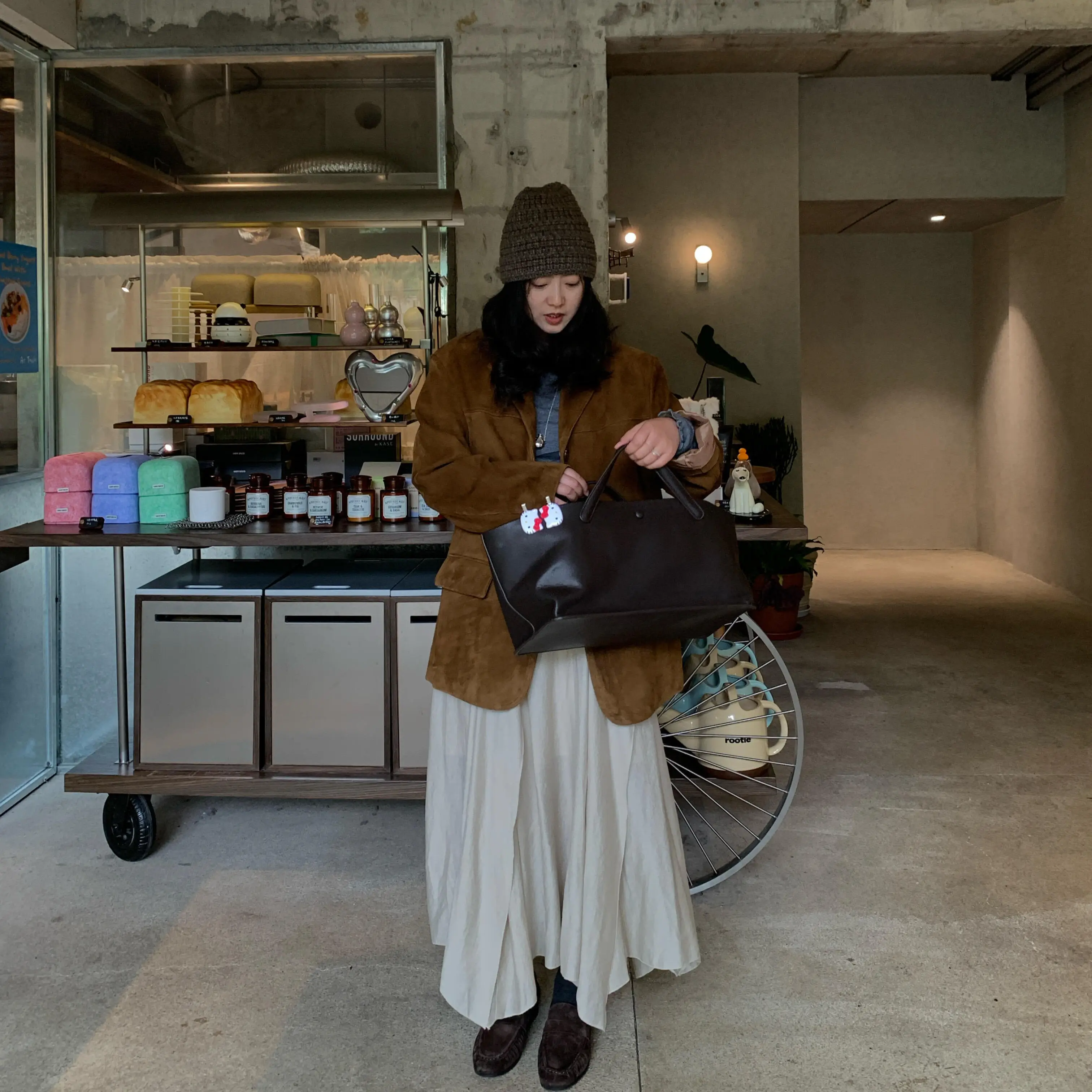 春コーデの基本を徹底解説！色・ブランド・レイヤードの完璧な組み合わせ
