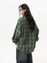 カジュアルなチェック柄コットンシャツ【春用・男女兼用・長袖・フィット】