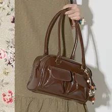 女性用 ショルダーバッグ【ボウリングスタイル・ダークカラー・多用途】