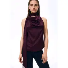 流れるようなデザインの女性用トップス【スカーフデザイン・アーチ型裾】