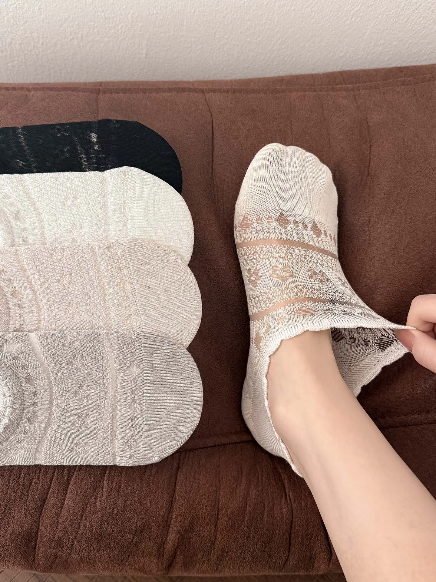 足袋ソックス おすすめ：白色 フットカバーソックスの夏用快適性と通気性の実証