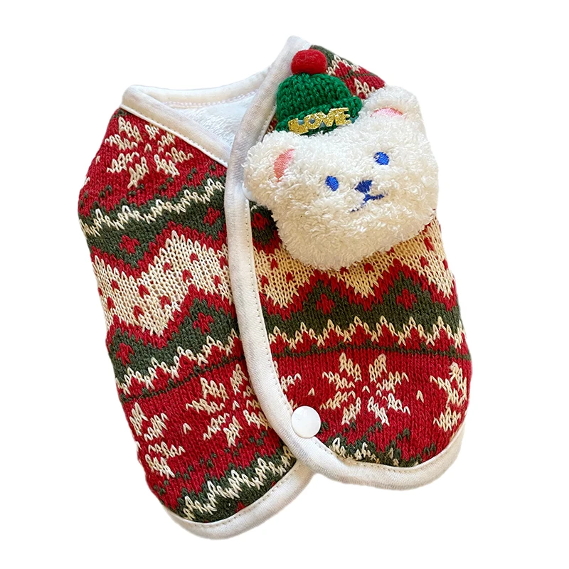 クリスマスデザインのペット用ニットベスト：猫や犬に着せやすい立体クマの暖冬スタイル