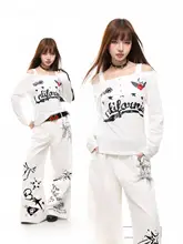 肩出しデザインの女性用長袖Tシャツ【春季・ショート丈・デザインスリーブ】