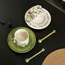 復古風 フランス式 陶磁器コーヒーカップとソーサー【鈴蘭デザイン・ギフトボックス入り・高級感】