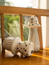 スチール製 マッシュルームデザインの陶器置物【子供部屋・シンプルモダン・インテリア装飾】