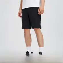 Xtep 夏用 メンズカジュアルショーツ【ゆったりとしたフィット・スポーティなデザイン】