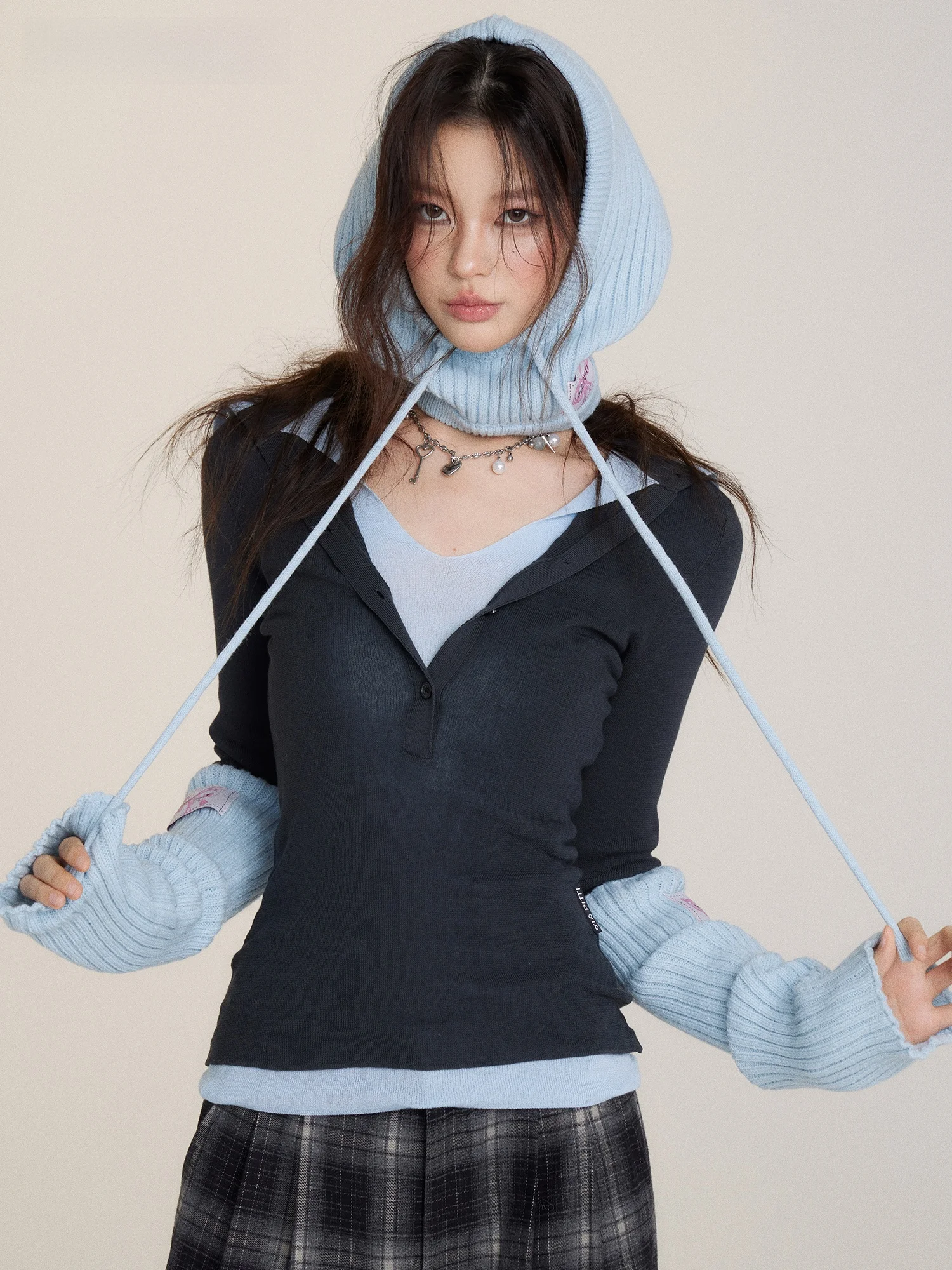 デザイン性のあるファッション毛織り帽子【オールマイティ・スタイリッシュ】：スキンヘッドやベリーショートヘアに似合うおしゃれな帽子の選定ガイド