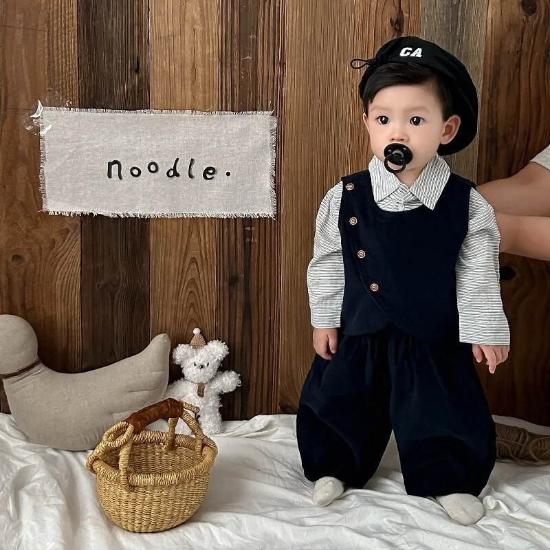 男の子用春秋ベスト付きシャツとジャケット【フォーマルな衣装・子供用】（セットアップ対応）