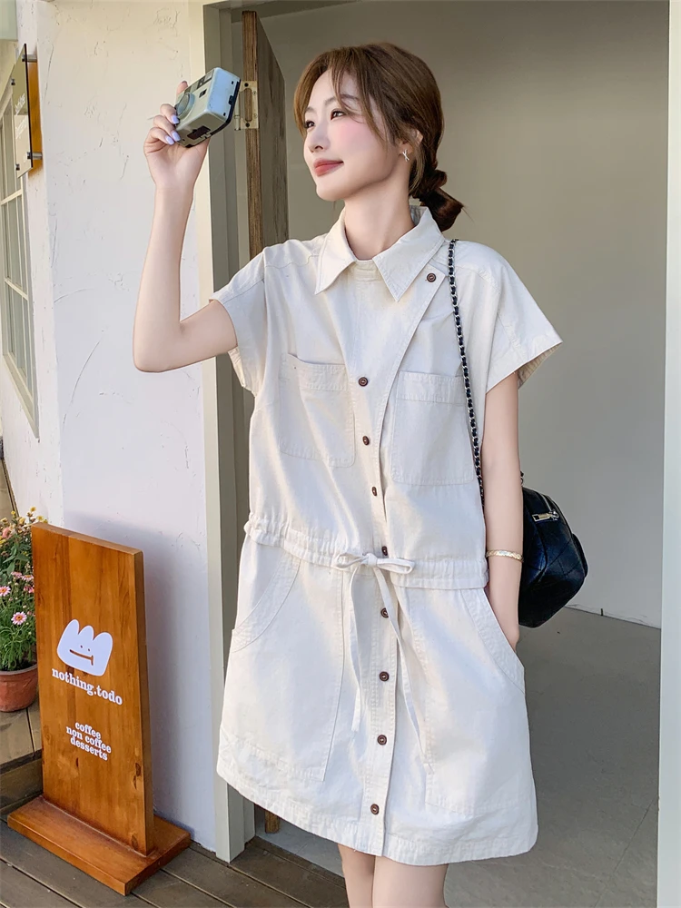 ドレスTシャツは本当に必要？夏の日常に合う上品なスタイルとは？