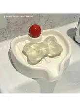 かわいいデザインの大型ソープディッシュ【水切り機能付き・バスルーム用】