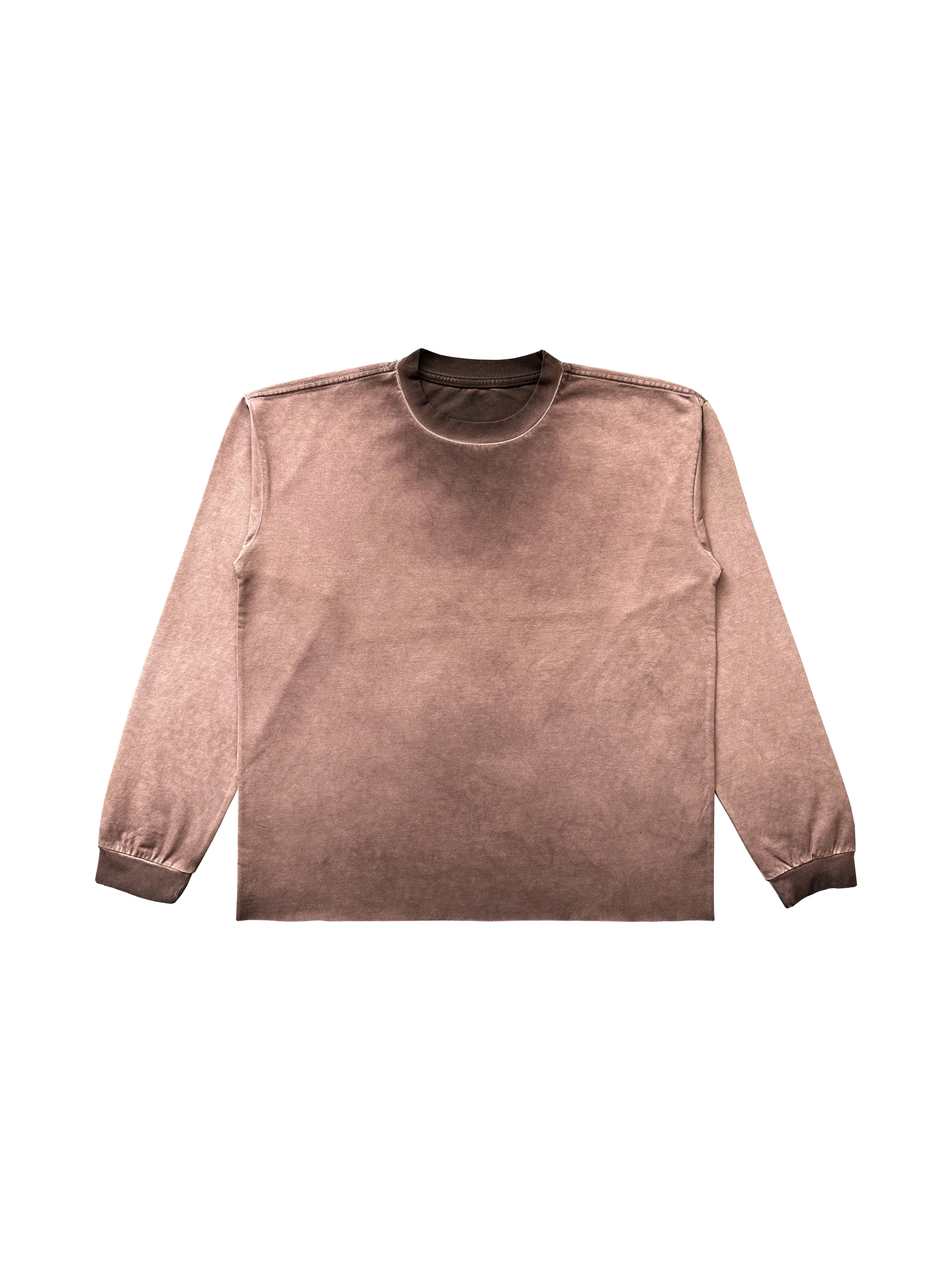 色あせしたTシャツを元に戻すのは無理？ウォッシュ加工の長袖Tシャツが解決するリアルな使い方