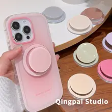 シンプルなデザインの円形MagSafe対応スマホスタンド【強力吸着】