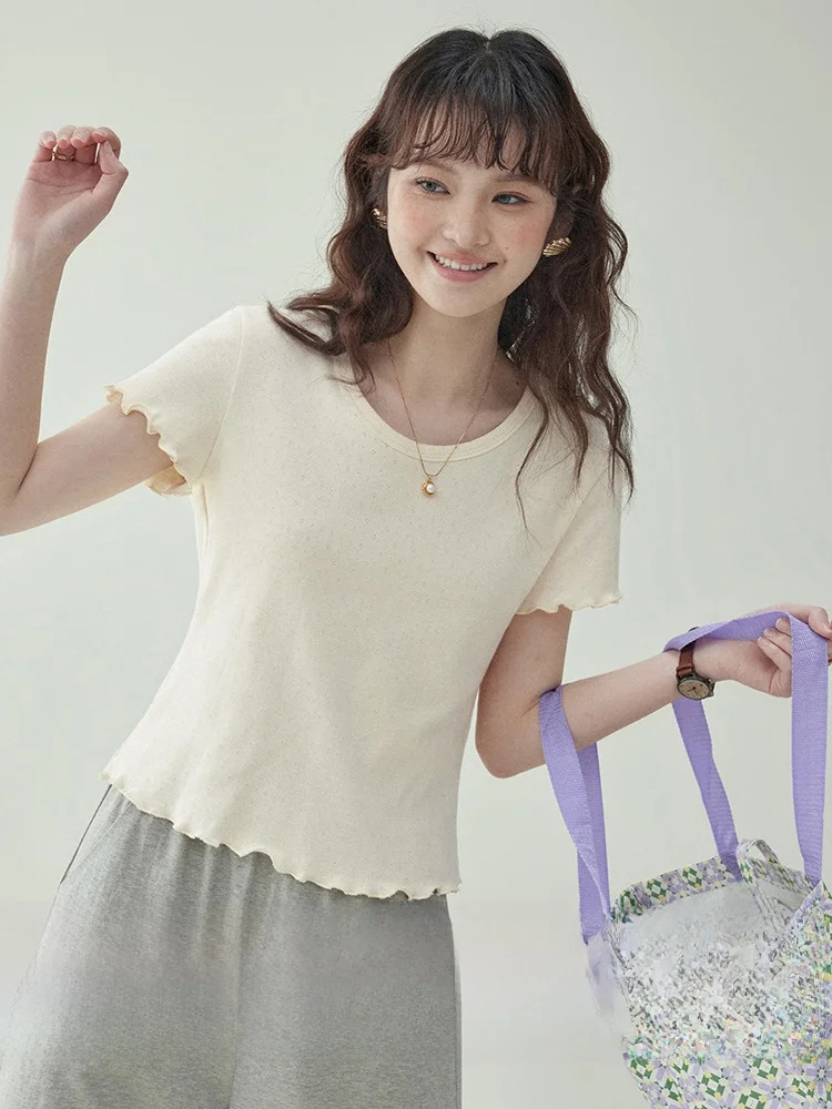 プリーツスカート コーデ 完全ガイド｜トップス選びの3つのルールと実際の組み合わせ