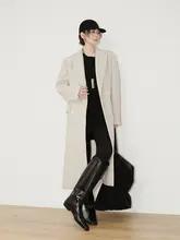羊毛混合のダークヘリンボーン柄ワイドショルダーH型コート