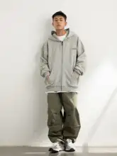 春秋用 ロゴ刺繍入り フード付きゆったりカーディガン【重厚感のあるデザイン】