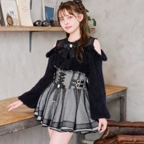 肩出しレースデザインニットトップス：love おしゃれの通勤スタイルに最適なアイテム