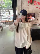 フラワーボウカラーオフショルダー長袖シャツ【春用・タイトフィット・ショート丈】