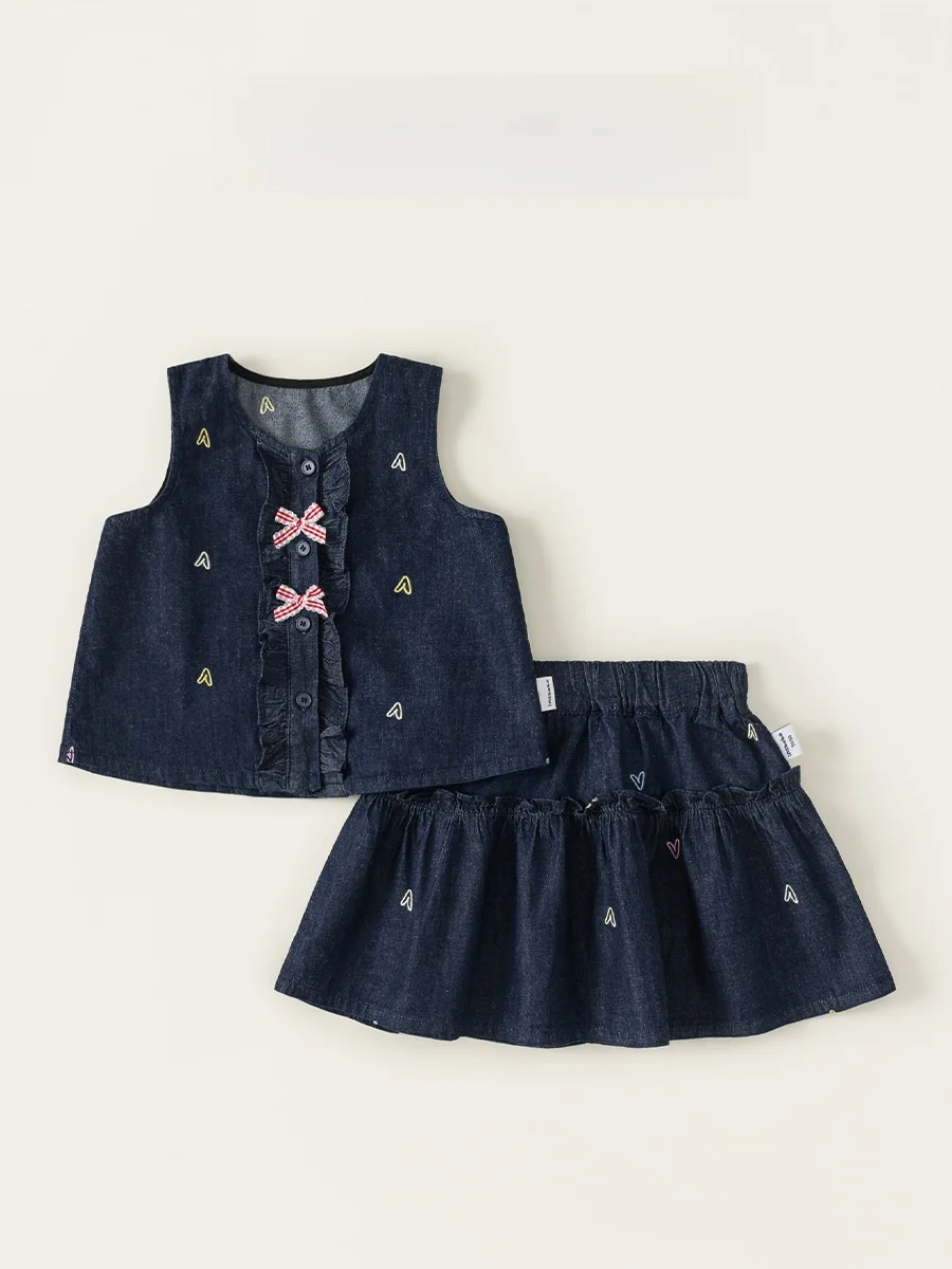 2歳女の子の夏服はどう選ぶ？レトロなデニムセットが意外に人気な理由とは