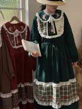 レトロデザインの刺繍入りライトコーデュロイワンピース【ゆったりしたシルエット・ドールカラー】