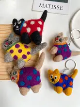 バッグチャーム キーホルダー ウールフェルト 猫 立体 ぬいぐるみ ストラップ かわいい