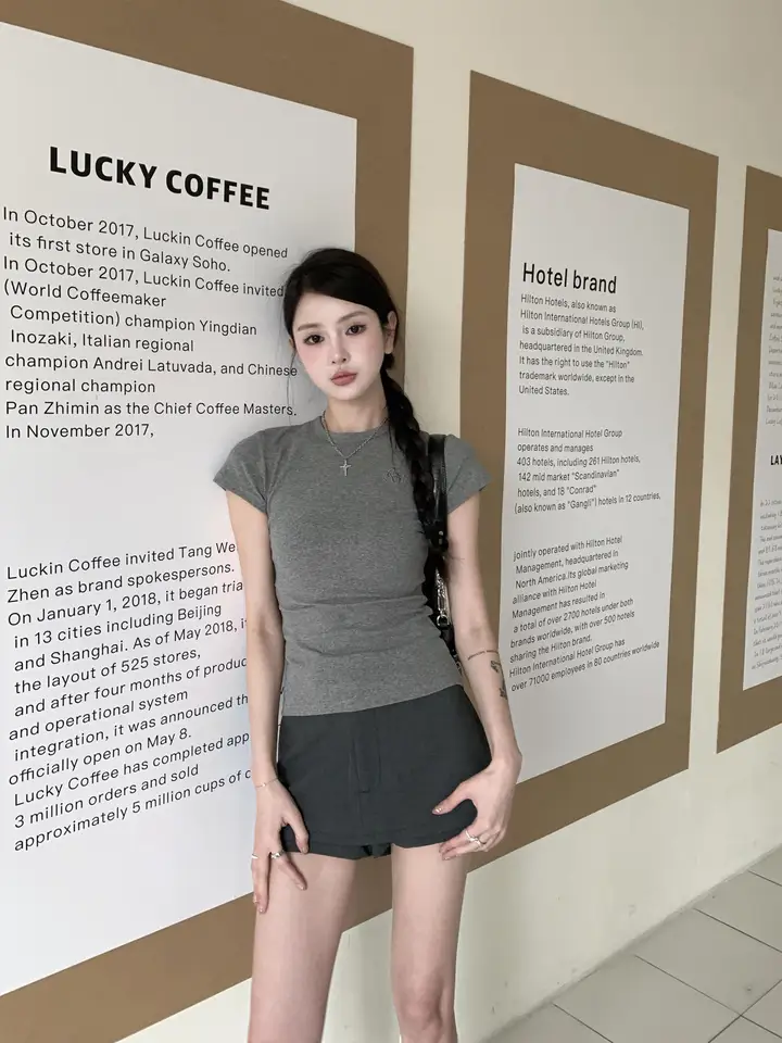 1ess la mode シンプルなデザインの4色選べるタイトフィットラウンドネックTシャツ【レディース・ショートスリーブ】