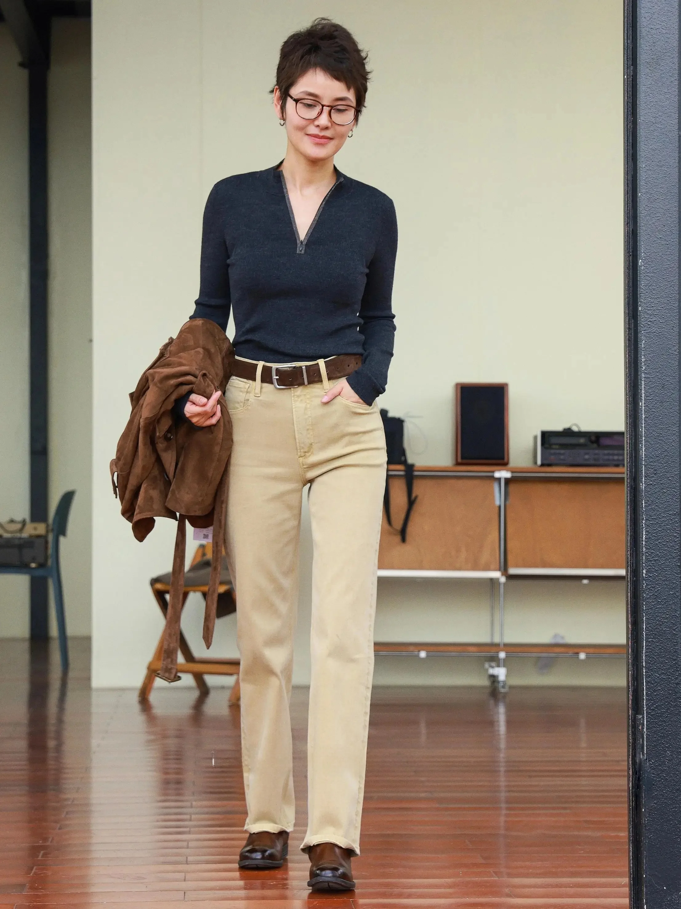 ms didion デニムパンツ モカカラー：スリムフィットで四季通用の日常ス タイル