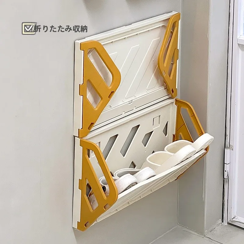 2畳狭い部屋に合うウォーキンクローゼット収納：薄型隙間収納ラックの実用性と設置ガイド