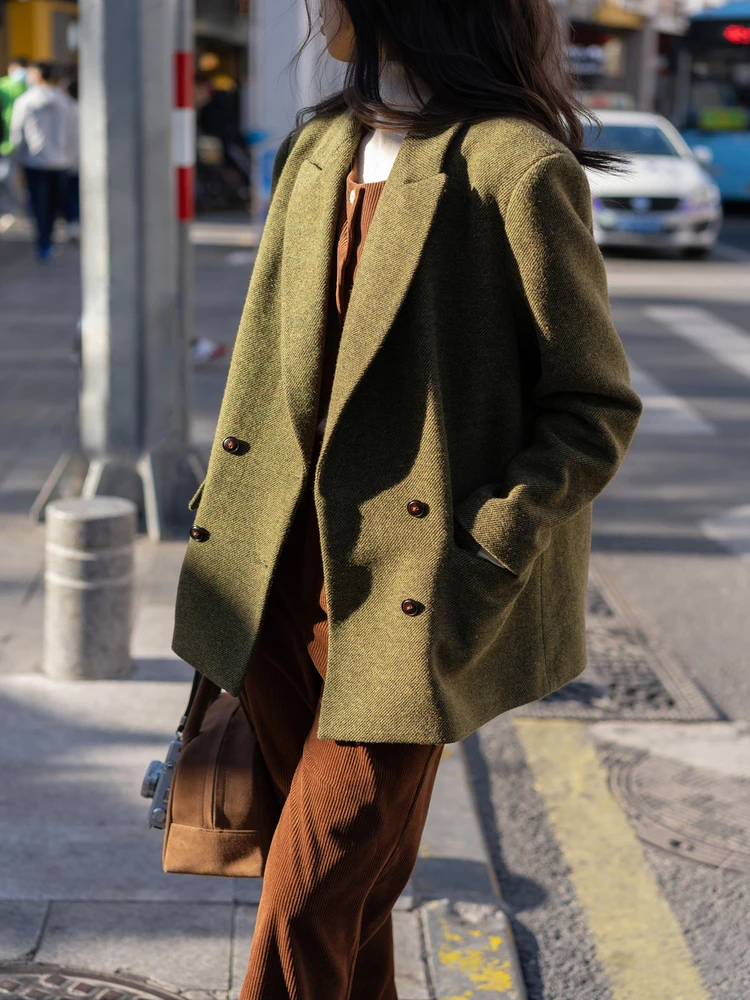 ブレザー着こなしのベストな選び方とは？厳選4選でビジネスからカジュアルまで自在に活用できる