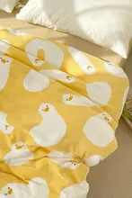 デザイナー手描きアヒル柄のふわふわベッドカバー【冬用・ダブル/シングル両対応・保温性】