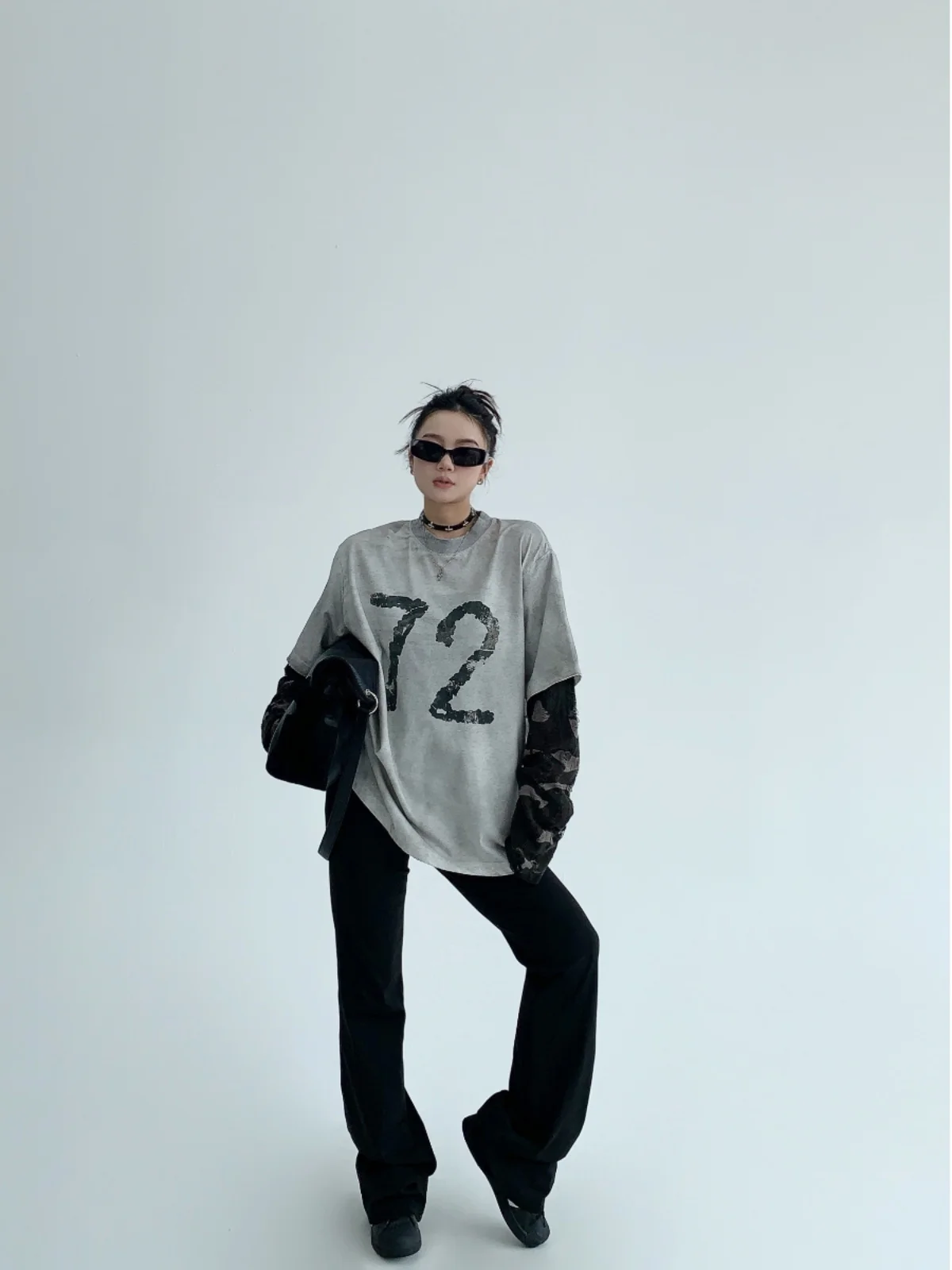 ジャケットとTシャツの組み合わせでダサくならない、そんな「ルーズフィットの美式風Tシャツ」は今、本当に必要なの？