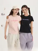 立体的なロゴデザインのフィット感ある短袖Tシャツ【極上の柔らかさ・涼感素材・ローウエスト】