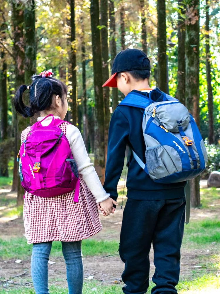 6年生の修学旅行に必要なリュックは、軽くて通気性の高いもので決める？