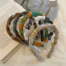 防滑デザインのカラフルな羊羔毛ヘアバンド【高いトップ・秋冬用・外出に最適】