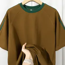 コーヒー色の夏用斜め織りコットン半袖Tシャツ【ゆったりとしたフィット・レトロデザイン・通気性・バイカラー】