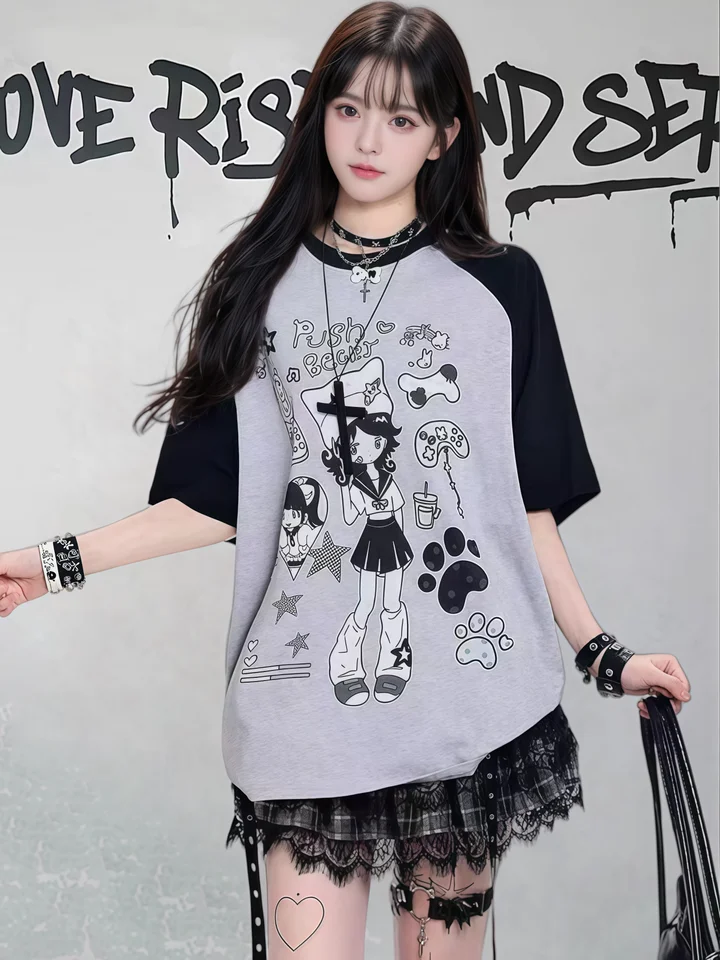 春夏用カジュアルデザインのピンク色短袖Tシャツ【アメリカンアートスタイル・ユルいシルエット・Y2K風】