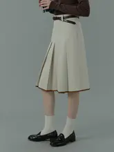 ポイントカラーの中腰プリーツスカート【レトロ学院風・Aライン・秋冬用・スーツ生地】