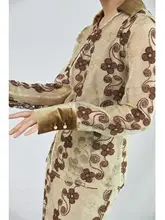 オリジナルデザインの浮彫刺繍 コーデュロイブラウスとスカート（セットアップ対応）