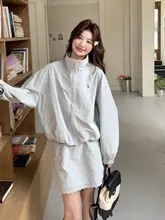 淡い青のカジュアルスポーツウェア【女性用・ショートスカート・春向け・体型カバー・セットアップ対応】