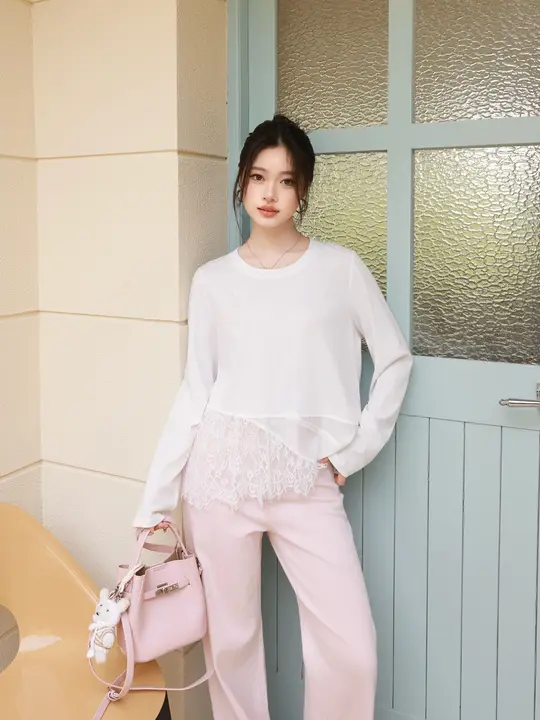 フレンチスタイルレース切り替え長袖Tシャツ【女性用・スリムフィット・ファッション】