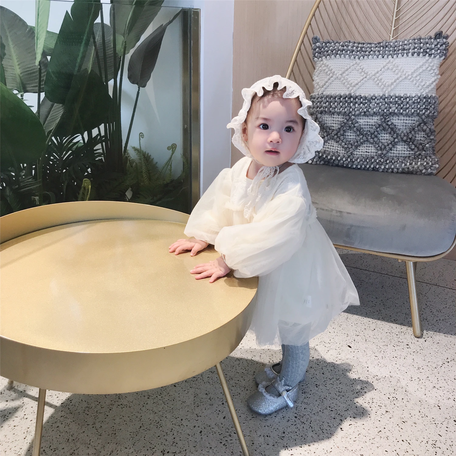 1歳誕生日 ドレス 人気で迷ったら、このワンピースがベスト？