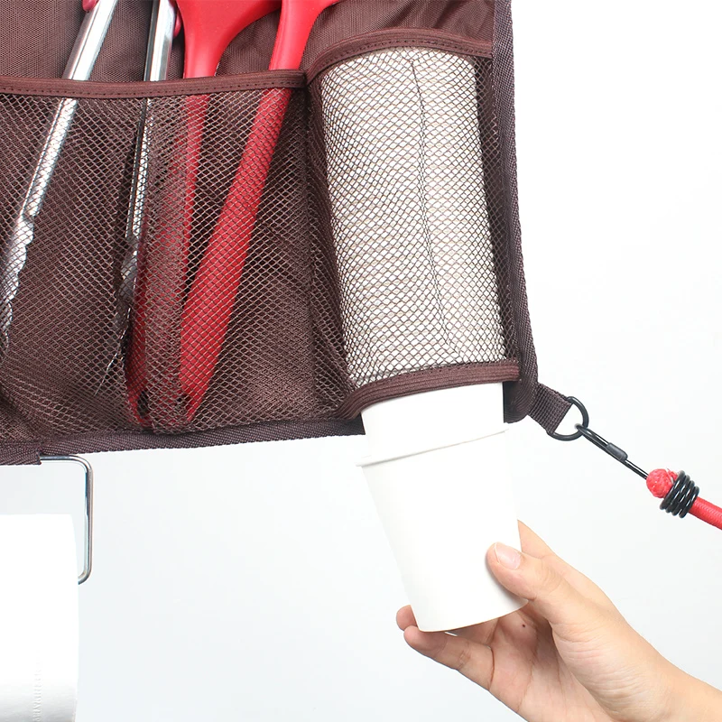 多機能収納ハンギングバッグ：アウトドアで効率的に持ち物を整理するための実用設計
