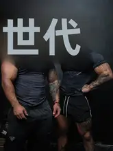 速乾性の高いストレッチフィット メンズトレーニングTシャツ【薄手・半袖】