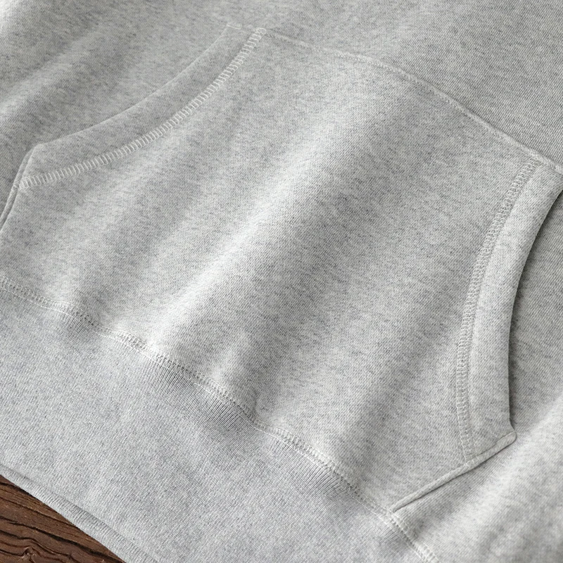春服 メンズ | フード付きスウェットシャツの実用性とレトロスタイルの定義