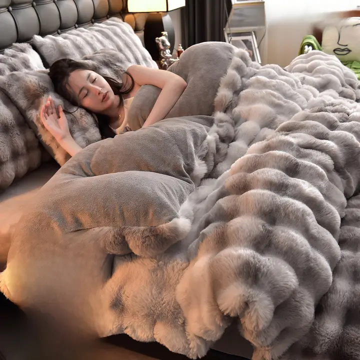 高級ラビットファー四点セット【ミルクベルベット・厚手の両面コーラルフリース・秋冬用・布団カバー】（セットアップ対応）